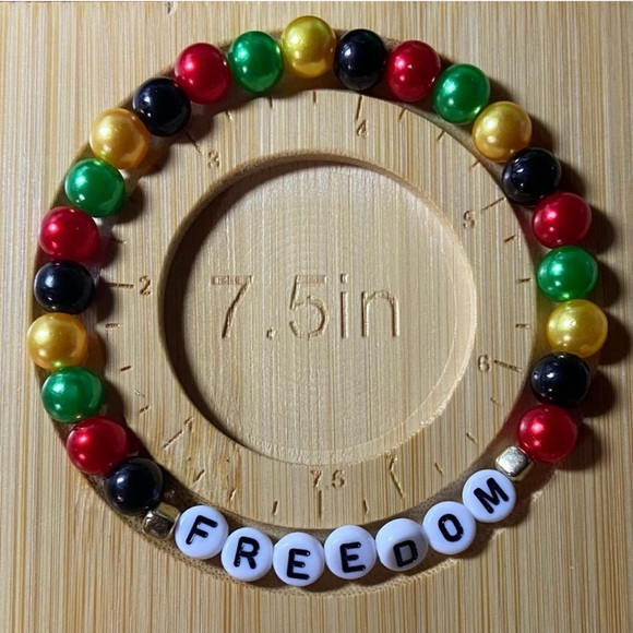 Handmade Jewelry - NWT Colorful Beaded Bracelet with 'FREEDOM' Lettering